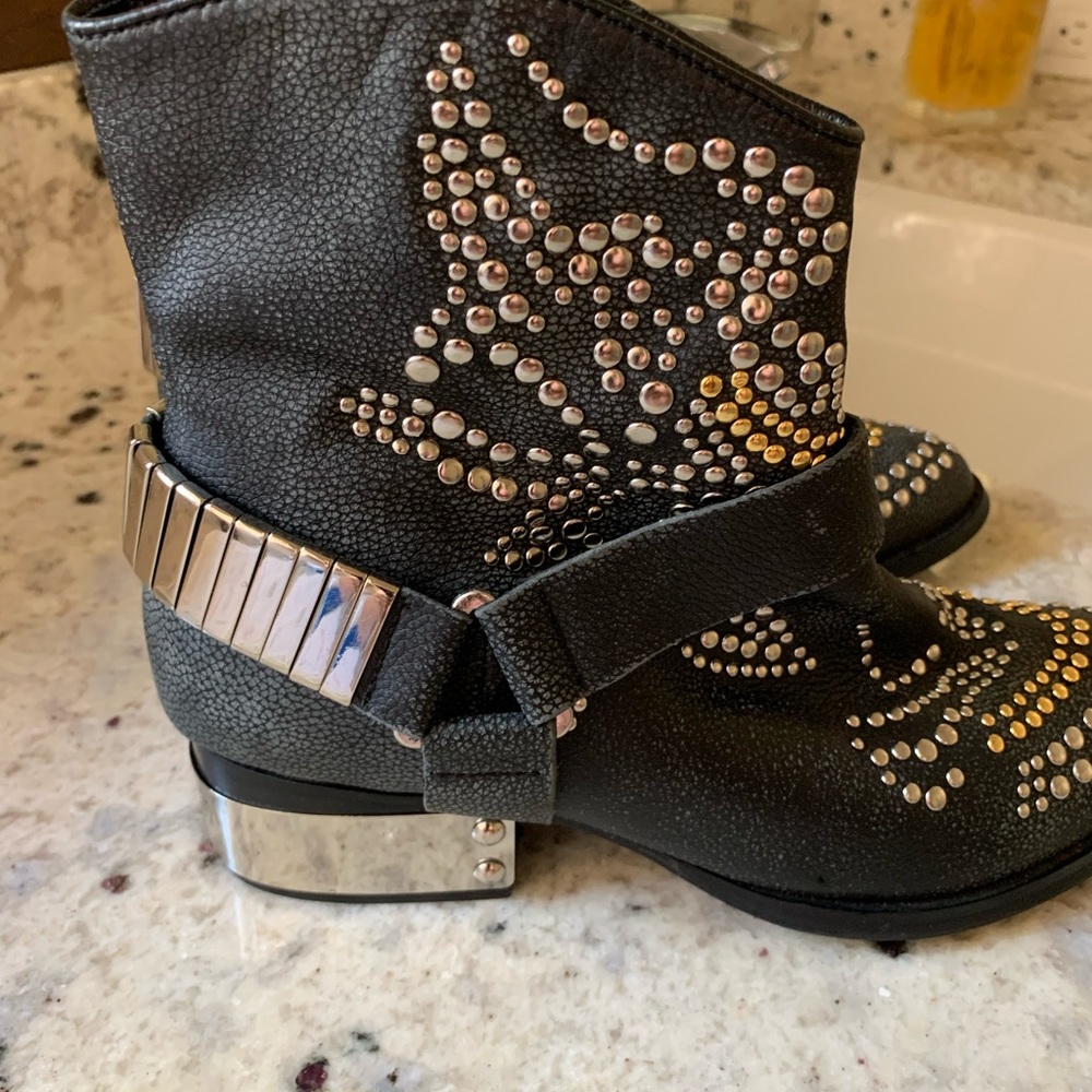 Ibisa leather boots